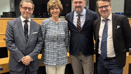 Stundu pēc pusnakts – panācām vienošanos par atteikšanos no Krievijas gāzes un naftas importa